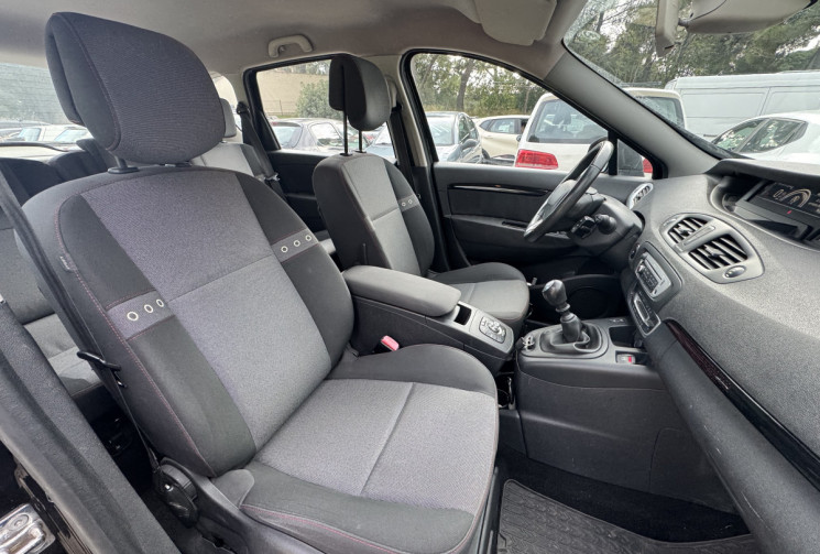 Renault Scénic III Phase 2 1.5 dCi FAP 110 CH BUSINESS / SUIVI RENAULT 