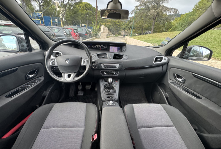 Renault Scénic III Phase 2 1.5 dCi FAP 110 CH BUSINESS / SUIVI RENAULT 