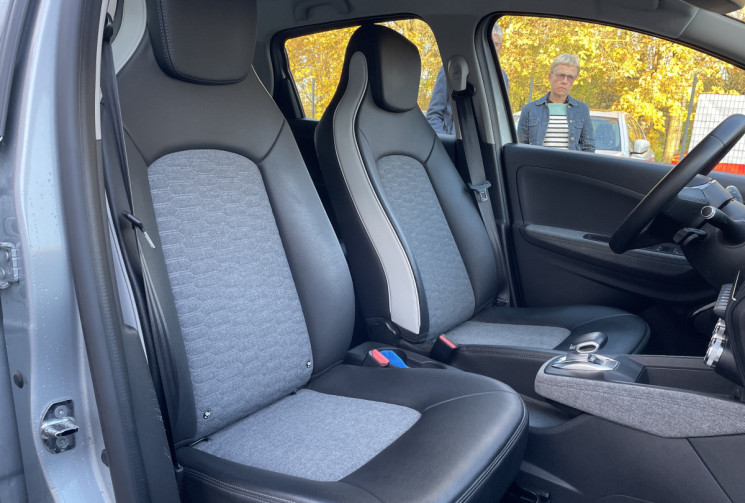 Renault ZOE R135 52 kWh 136 cv Intens /1E Main/Apple Carplay// Entretien Renault/ SOH 85%