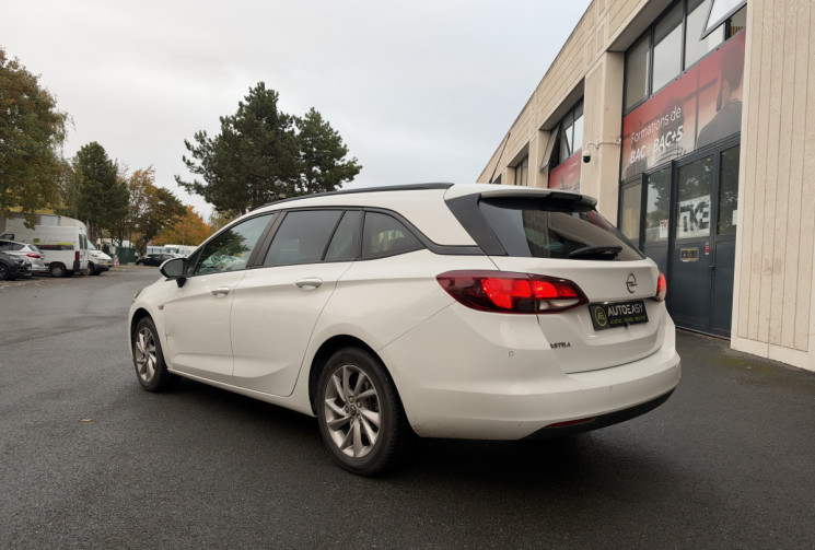 Opel Astra SPORTS TOURER 1.2 TURBO 130 ELEGANCE BUSINESS
