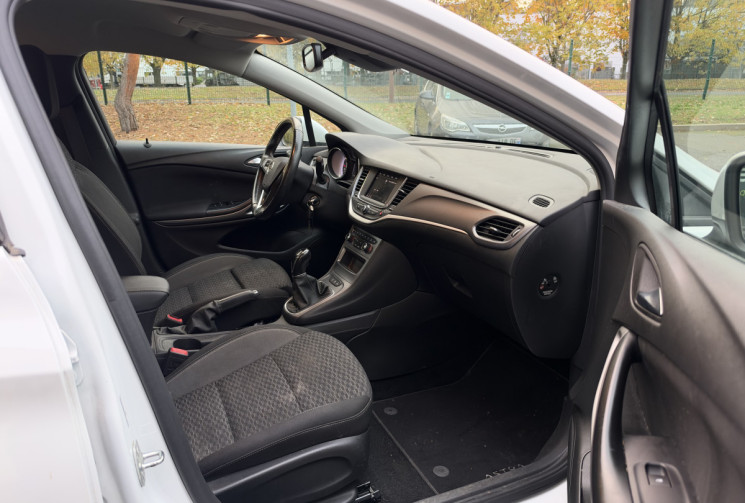 Opel Astra SPORTS TOURER 1.2 TURBO 130 ELEGANCE BUSINESS