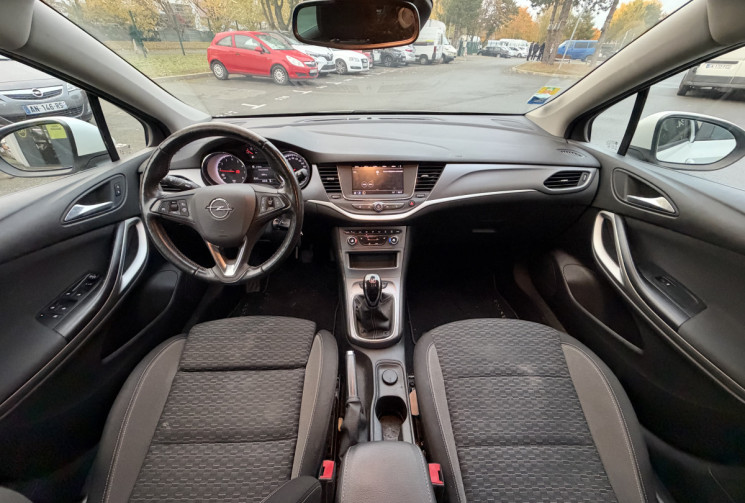 Opel Astra SPORTS TOURER 1.2 TURBO 130 ELEGANCE BUSINESS