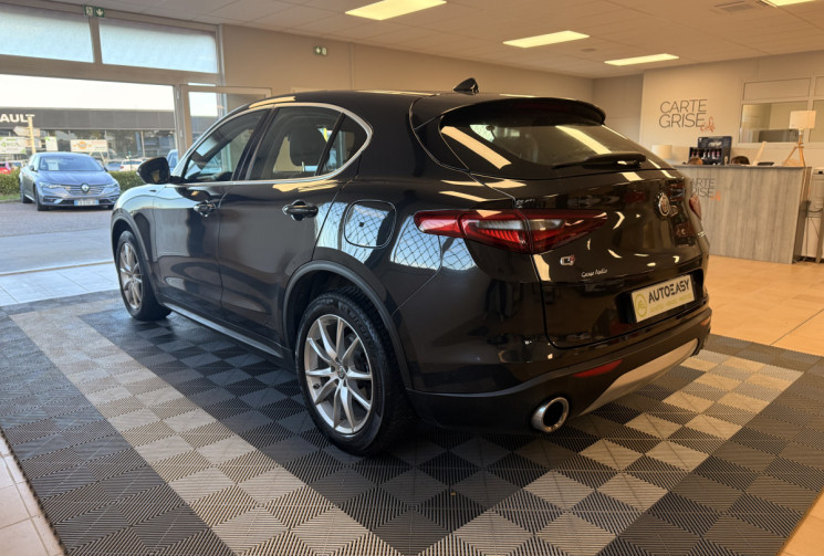 Alfa Romeo Stelvio 2.2 JTD 16V Q4 210 / AT 8 / LUSSO 