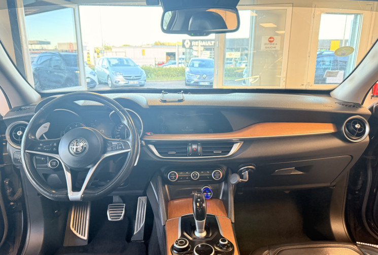 Alfa Romeo Stelvio 2.2 JTD 16V Q4 210 / AT 8 / LUSSO 