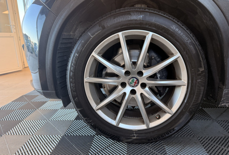 Alfa Romeo Stelvio 2.2 JTD 16V Q4 210 / AT 8 / LUSSO 