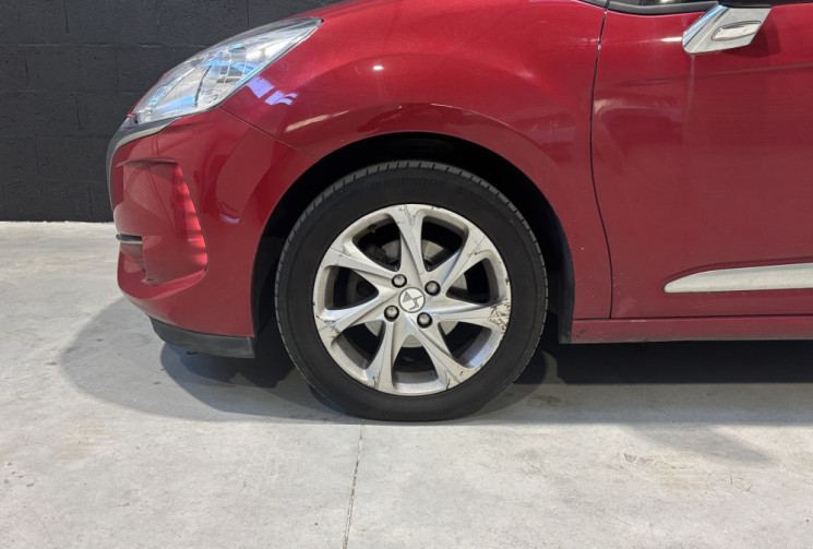 DS DS 3 1.6 BlueHDi 100cv SO CHIC 2016 / SIEGES SEMI-CUIR / BLUETOOTH / RÉGULATEUR