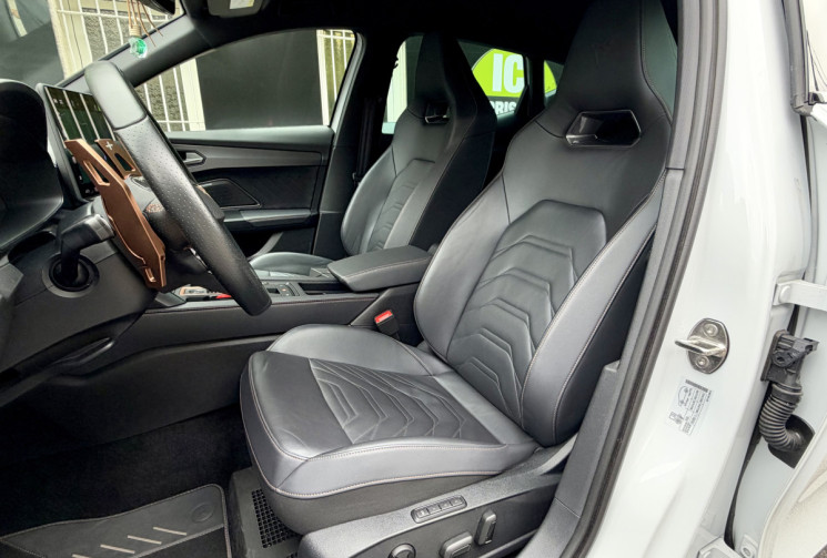 CUPRA Formentor V 1.5 e-Hybrid 204 DSG6 MIDNIGHT EDITION / Sièges baquets / Audio SENNHEISER / JA 19