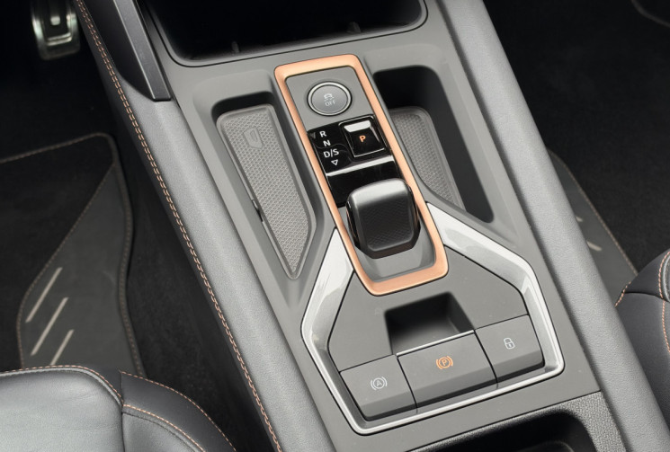 CUPRA Formentor V 1.5 e-Hybrid 204 DSG6 MIDNIGHT EDITION / Sièges baquets / Audio SENNHEISER / JA 19