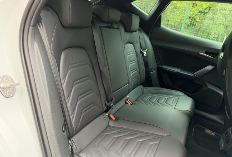 CUPRA Formentor V 1.5 e-Hybrid 204 DSG6 MIDNIGHT EDITION / Sièges baquets / Audio SENNHEISER / JA 19