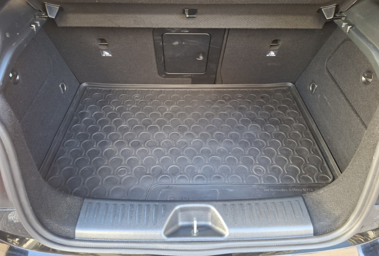 Mercedes Classe A A45 381 CH AMG 4 MATIC KIT AERO CARBON 66500 KMS / SIEGES F1 