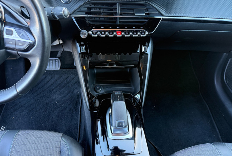 Peugeot 208 1.2 VTI 12V EAT8