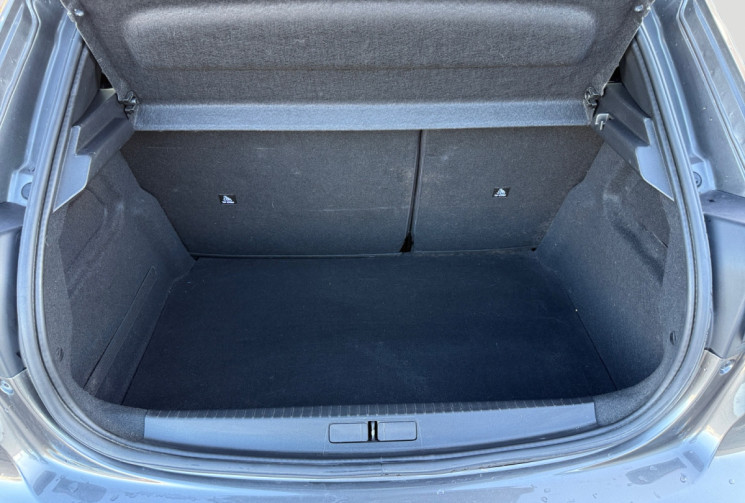 Peugeot 208 1.2 VTI 12V EAT8