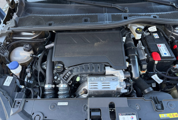 Peugeot 208 1.2 VTI 12V EAT8