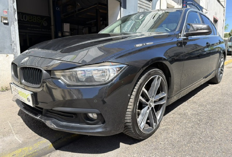 BMW Série 3 Lounge + 2.0 190 cv / caméra d’intersection / cuir / affichage tête haute / 