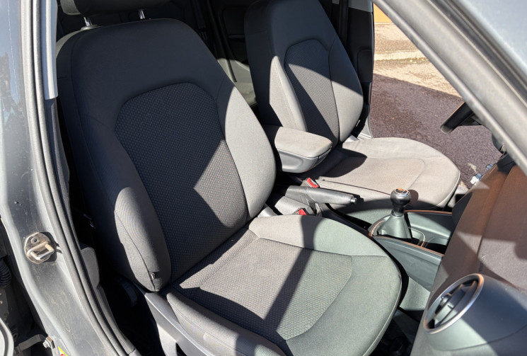 Audi A1 SPORTBACK 1.4 TDI 90 ultra BUSINESS LINE