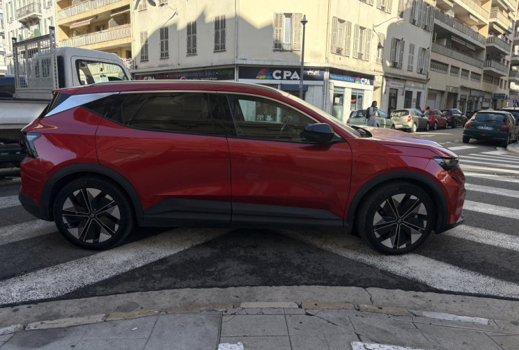 Renault Scénic E-TECH 220CH LONG RANGE TECHNO SOH 98%