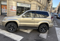 Toyota Land Cruiser 3.0 D4D KDJ 163 CH CLIMATISATION / 4 ROUES MOTRICES