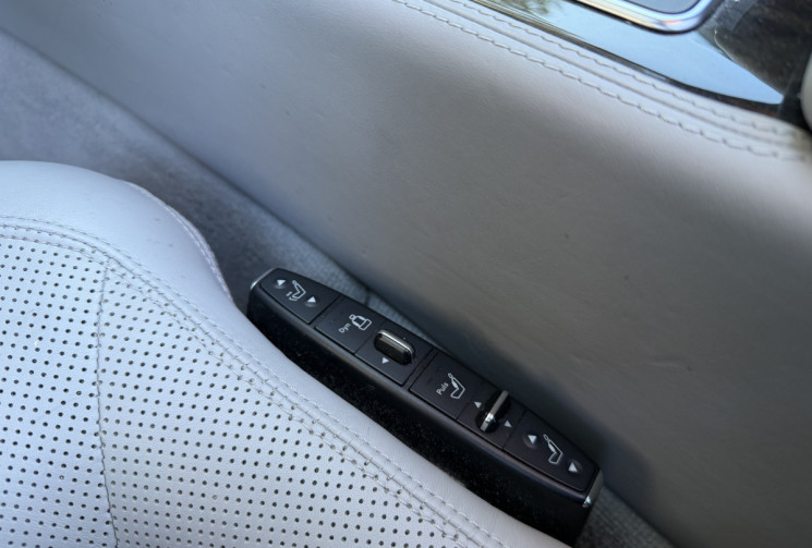 Mercedes CLASSE CLS 350 Coupé V6 306 7G-Tronic Pack AMG / Harman Kardon / Toit Ouvrant / Caméra 