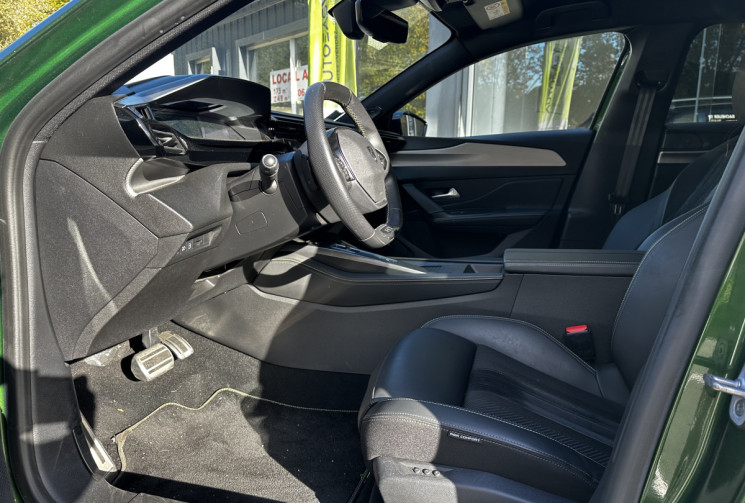 Peugeot 308 PHEV 225ch GT Pack e-EAT8 - Système son FOCAL