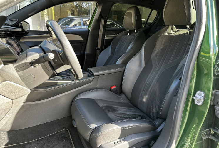 Peugeot 308 PHEV 225ch GT Pack e-EAT8 - Système son FOCAL