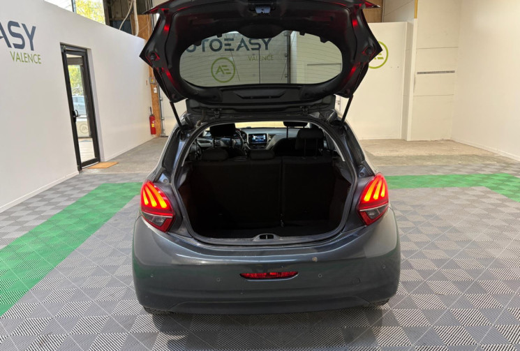 Peugeot 208 STYLE DISTRI OK CT VIERGE 