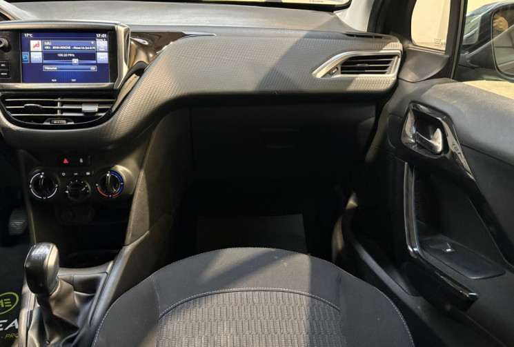 Peugeot 208 STYLE DISTRI OK CT VIERGE 
