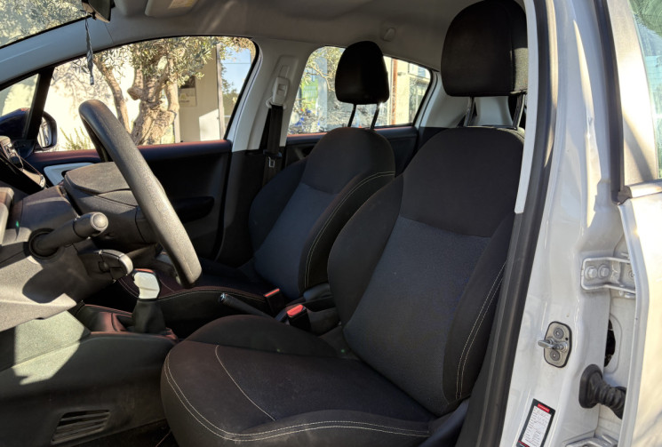 Peugeot 208 1.2 68cv LIKE / 1ere main / Clim / Suivi complet / distribution changée / 2018 / 99000km