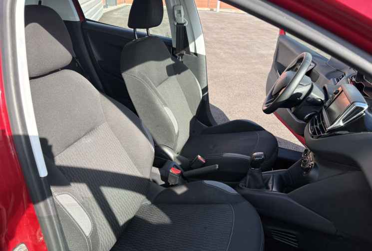 Peugeot 208 HDI 75 CV ACTIVE