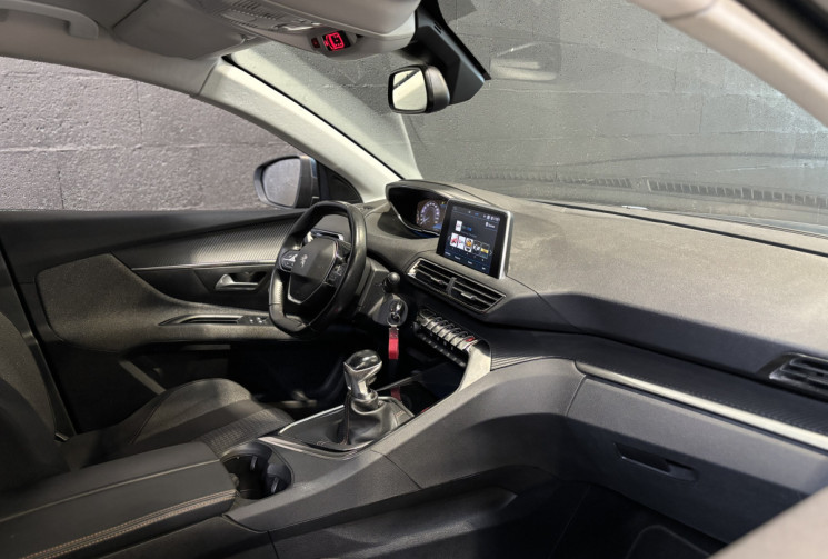 Peugeot 5008 1.5 BlueHDi 130 ch Allure / 7 places / Entretien à jour / CarPlay Android Auto