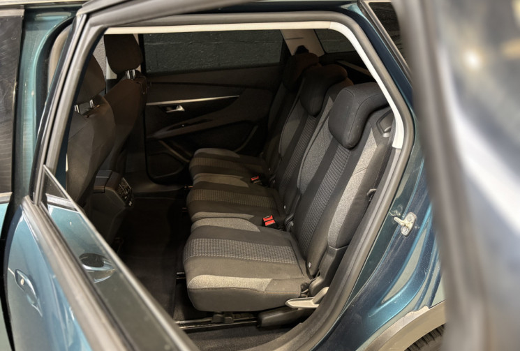 Peugeot 5008 1.5 BlueHDi 130 ch Allure / 7 places / Entretien à jour / CarPlay Android Auto