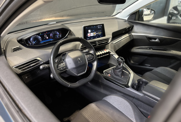 Peugeot 5008 1.5 BlueHDi 130 ch Allure / 7 places / Entretien à jour / CarPlay Android Auto
