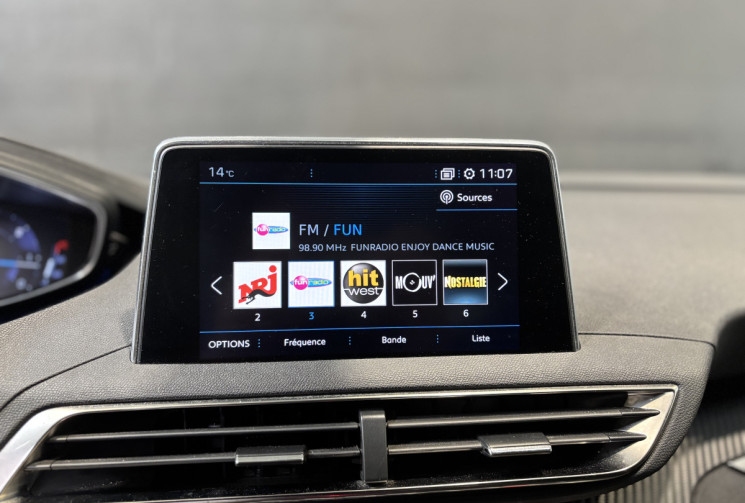 Peugeot 5008 1.5 BlueHDi 130 ch Allure / 7 places / Entretien à jour / CarPlay Android Auto