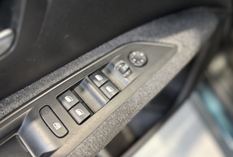 Peugeot 5008 1.5 BlueHDi 130 ch Allure / 7 places / Entretien à jour / CarPlay Android Auto