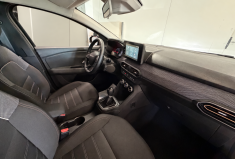 Dacia Sandero DACIA SANDERO TCe 90 CVT Expression + SIEGES CHAUFFANT + CAMERA DE RECULE berline 