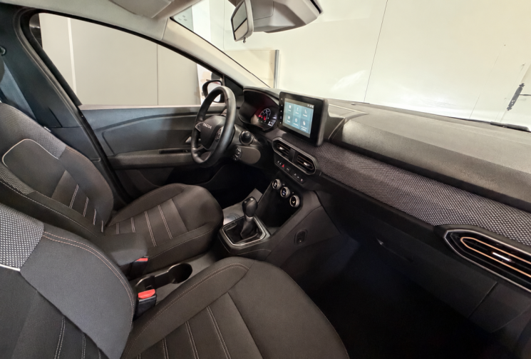Dacia Sandero DACIA SANDERO TCe 90 CVT Expression + SIEGES CHAUFFANT + CAMERA DE RECULE berline 