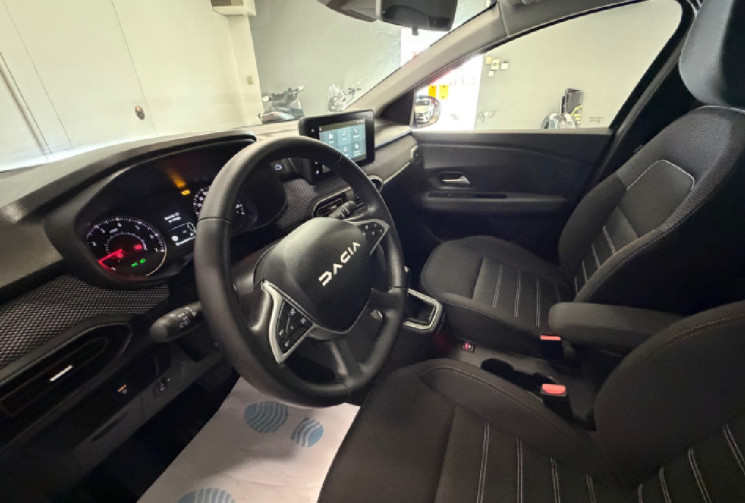 Dacia Sandero DACIA SANDERO TCe 90 CVT Expression + SIEGES CHAUFFANT + CAMERA DE RECULE berline 