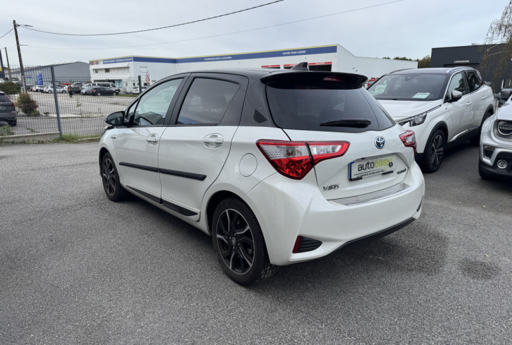 Toyota Yaris 3 Phase 2 1.5 VVTi HSD Hybrid E-CVT 100 cv COLLECTION