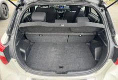 Toyota Yaris 3 Phase 2 1.5 VVTi HSD Hybrid E-CVT 100 cv COLLECTION