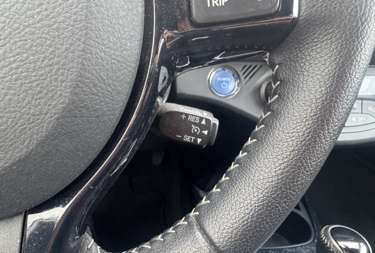 Toyota Yaris 3 Phase 2 1.5 VVTi HSD Hybrid E-CVT 100 cv COLLECTION