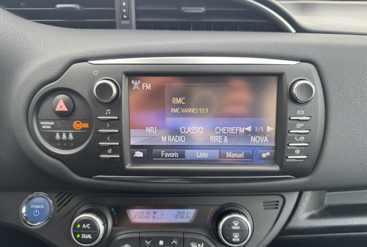 Toyota Yaris 3 Phase 2 1.5 VVTi HSD Hybrid E-CVT 100 cv COLLECTION