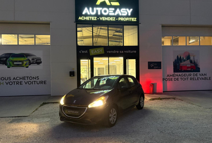 Peugeot 208 STYLE 1.2 VTI 82CV CT OK MOINS DE 6 MOIS 