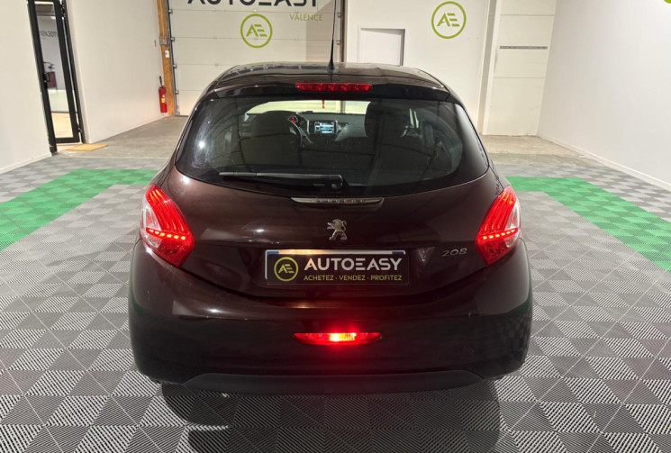 Peugeot 208 STYLE 1.2 VTI 82CV CT OK MOINS DE 6 MOIS 