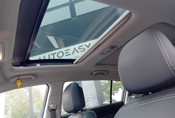 Kia Sportage 1.7 CRDi 115 ch ISG Premium 4x2 - Toit ouvrant - Entretien suivi - 