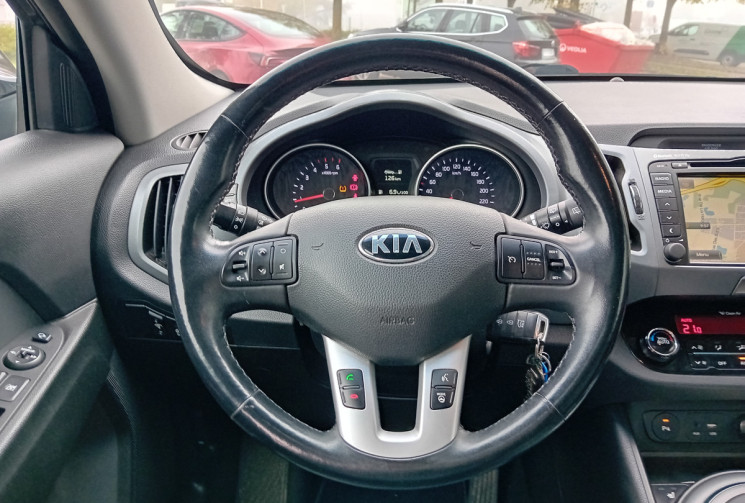 Kia Sportage 1.7 CRDi 115 ch ISG Premium 4x2 - Toit ouvrant - Entretien suivi - 