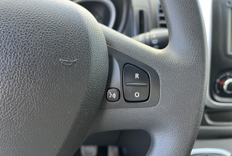 Renault Trafic 2.0 Blue DCI 145cv Boite Auto * Caméra * Grip Control * Climatisation * Idéal Van
