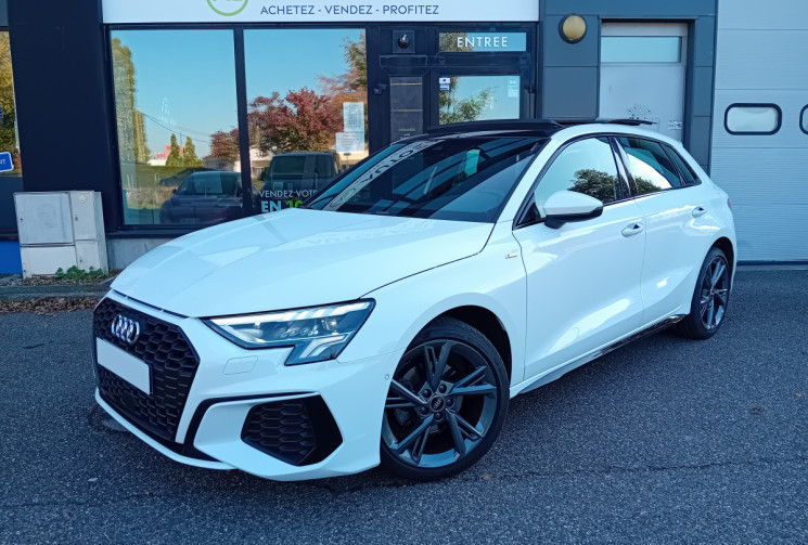 Audi A3 SPORTBACK 35 TDI 150 ch S line S tronic 7 - Toit Ouvrant - sièges chauffants - 