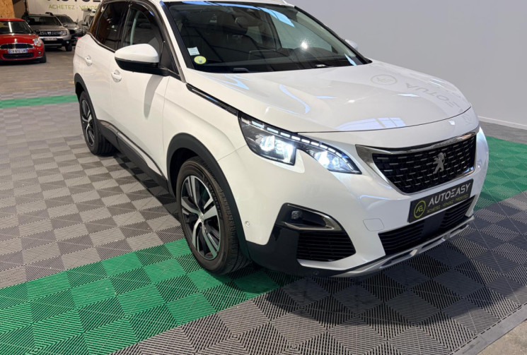 Peugeot 3008 Allure Business II (P84)1.5HDI 130CV + ATTELAGE + ENTRETIEN COMPLET-1ER MAIN