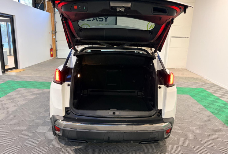 Peugeot 3008 Allure Business II (P84)1.5HDI 130CV + ATTELAGE + ENTRETIEN COMPLET-1ER MAIN