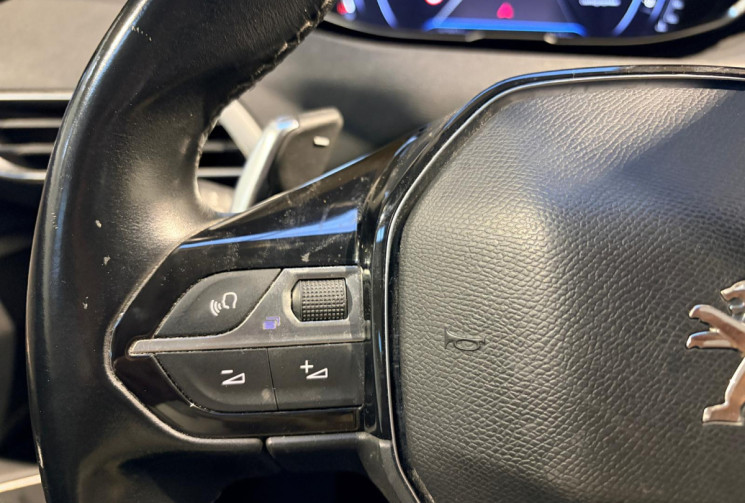 Peugeot 3008 Allure Business II (P84)1.5HDI 130CV + ATTELAGE + ENTRETIEN COMPLET-1ER MAIN