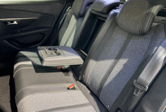 Peugeot 3008 Allure Business II (P84)1.5HDI 130CV + ATTELAGE + ENTRETIEN COMPLET-1ER MAIN